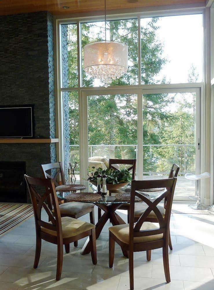 Pointhouse Suites On Sargeant Bay Halfmoon Bay Екстериор снимка